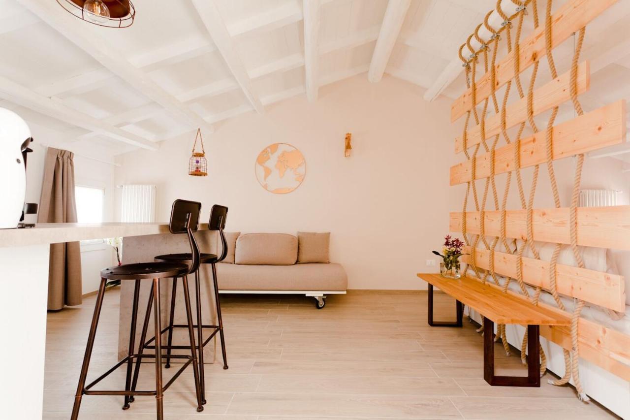 Colibri House Apartsuite Chioggia Sottomarina Exteriör bild